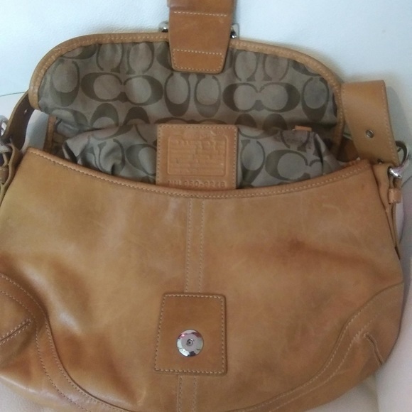 Coach Handbags - Vintage Coach Handbag